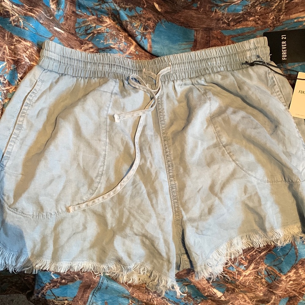 Forever 21 shorts !!